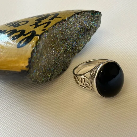 925 Sterling Silver Ring With Onyx Stone - Picture 4 of 10